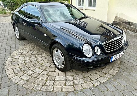 Mercedes-Benz CLK 230 Coupe Kompressor Elegance