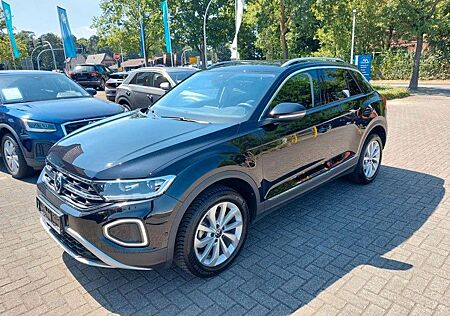 VW T-Roc Volkswagen 1,5 TSI Style *DSG*AHK*NAVI*LED*