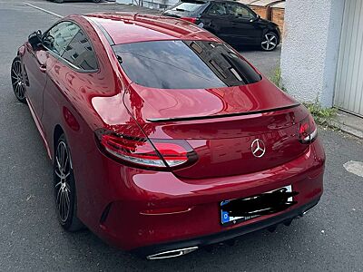 Mercedes-Benz C 300 d Coupe 9G-TRONIC AMG Line