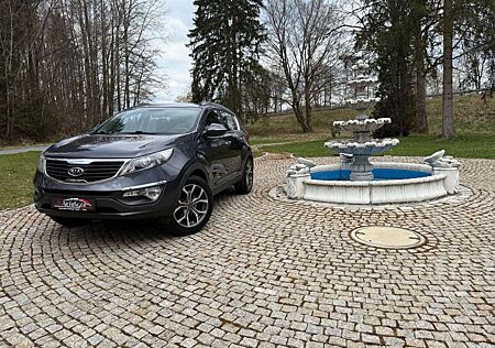 Kia Sportage Spirit 2WD 1.Hand 8Fach Klima PDC SHZ