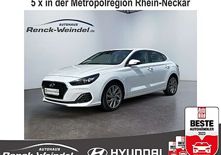 Hyundai i30 PDE Fastback Style 1.4 T-GDI Apple CarPlay Android
