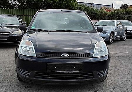 Ford Fiesta Basis, wenig KM, Neue TÜV, Klima,