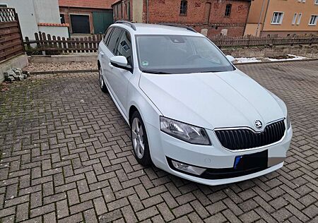 Skoda Octavia Combi 1.6 TDI (Green tec) DSG Ambition