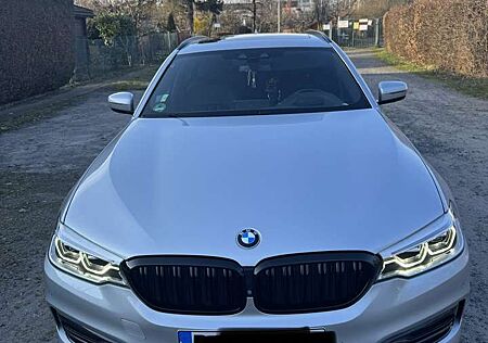BMW 530d 530 Touring XDrive Aut. Sport Line