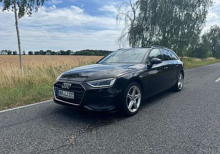 Audi A4 35TFSI Facelift Automatik Massage 99TKM 2.Hand