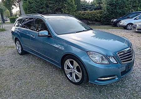 Mercedes-Benz E 220 CDi T-Modell Aut BlueEfficiency * INSP+TÜV neu