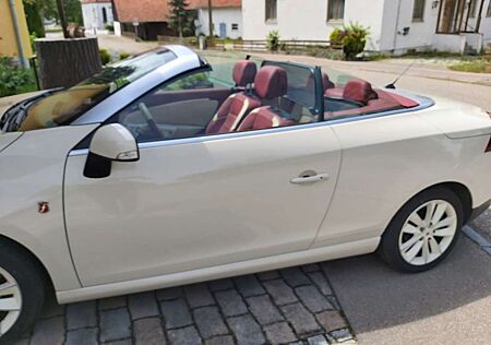 Renault Megane Coupe-Cabriolet TCe 130 Coupe-Cabriolet Flo
