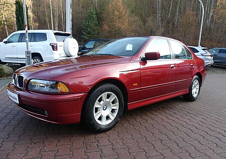 BMW 525 i - E39*Klima*Schiebedach*AHK