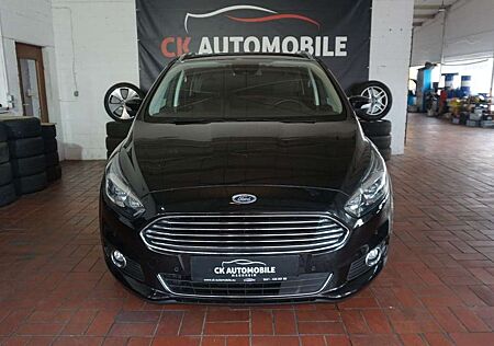 Ford S-Max Titanium*7-SITZE*SHZ*PDC*NAVI*LED*