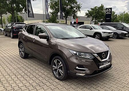 Nissan Qashqai 1.3 DIG-T N-Connecta 8-fach bereift
