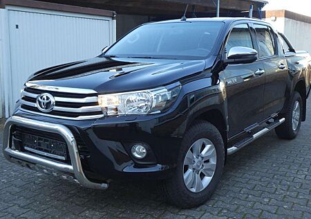 Toyota Hilux 2.4l D-4D 4x4 Doppelkabine Comfort