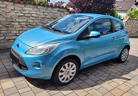 Ford Ka /+ 1.2 Titanium