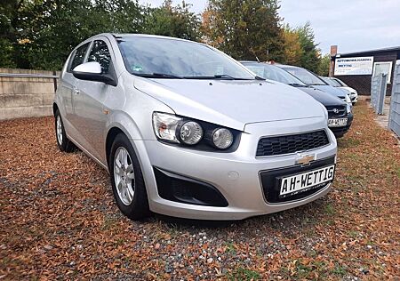 Chevrolet Aveo Schrägheck LT + / 2.Hand / Klima / TÜV neu