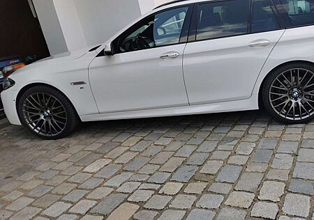 BMW 535d 535 Touring Sport-Aut. Luxury Line