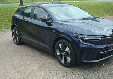 Renault Megane E-Tech EV40 130hp boost charge Equilibre