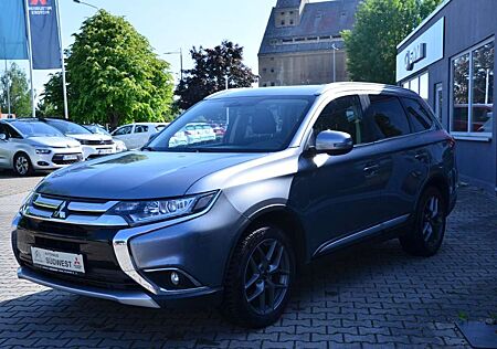 Mitsubishi Outlander 2.2 DI-D 4WD Plus 7 Sitze