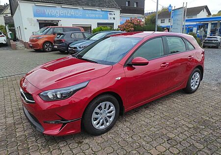 Kia Cee'd Ceed / cee´d 1,5 T-GDI Vision SHZ/LHZ/NAVI/Kam/PDC