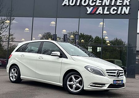 Mercedes-Benz B 180 Style S-HE/NAVI/SHZ/PANO/MFL/LM/PDC/TEMPO