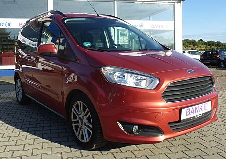 Ford Tourneo Courier Titanium