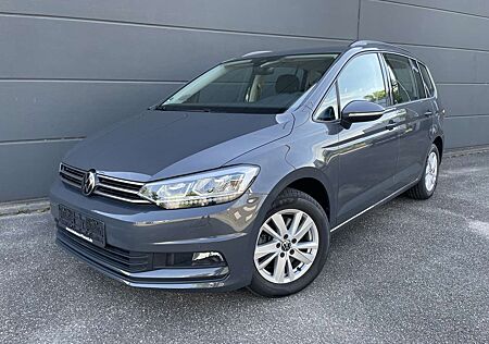 VW Touran Volkswagen 2.0 TDI Comfortline NAVI Ergo Active ACC LED Sitzh