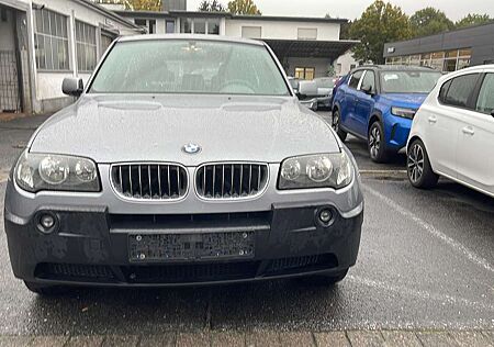 BMW X3 2.5i AHK Lederausstattung 2.Hand Allwetterreifen