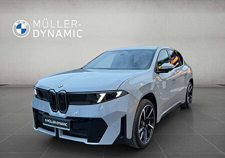 BMW iX3 50 xDrive M SPORT HUD AHK 360 °KAMERA HARMAN KARDO
