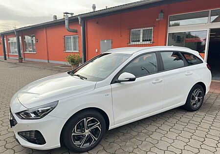 Hyundai i30 Trend Mild-Hybrid * DAB * SHZ * Navi *