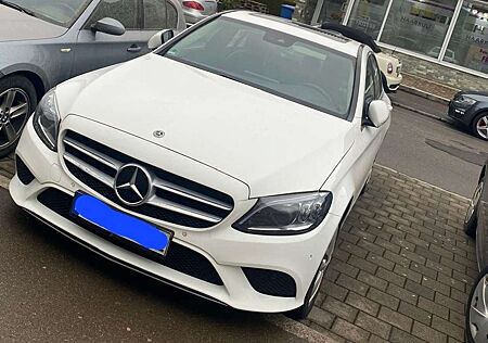 Mercedes-Benz C 220 d 4Matic 9G-TRONIC