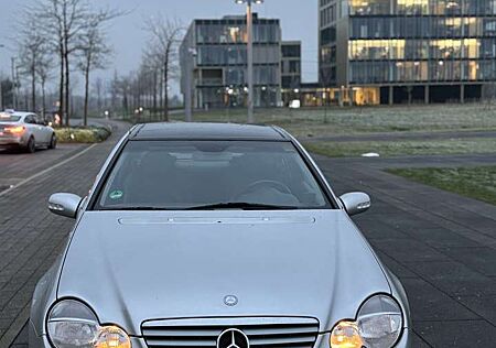 Mercedes-Benz CL 200