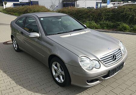 Mercedes-Benz C 180 Kompressor,Autom,Temp,Klima,gut.Zust.!