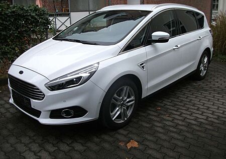 Ford S-Max 1.5 Eco Boost Titanium,1Hd,Alu,Gepflegt !!