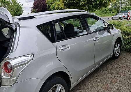 Toyota Verso 2.0 D-4D Diesel 1.Hand Unfallfrei