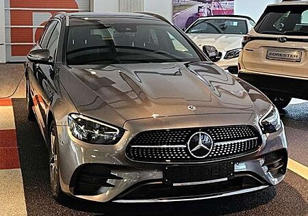 Mercedes-Benz E 300 de 4Matic AMG Style sehr gepflegt