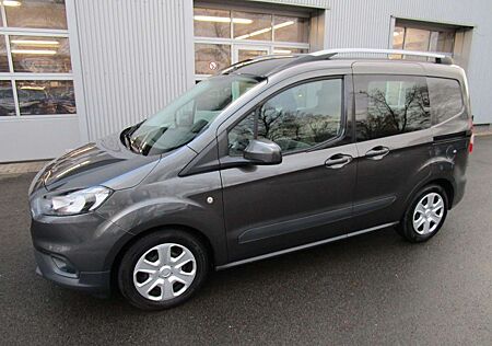 Ford Transit Courier Kombi Trend