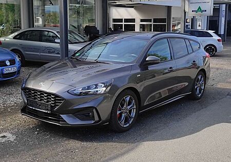 Ford Focus ST-Line X, Mild Hybrid