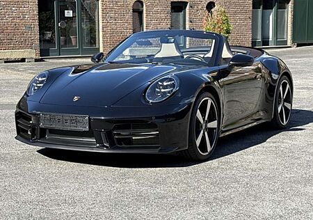 Porsche 992 911 Carrera Cabriolet SPORTDESIGN-ABGAS*HD-MATRIX*