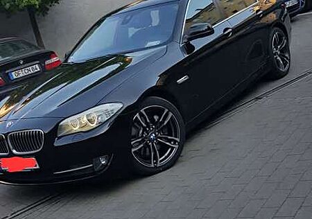 BMW 525d 525 Sport-Aut.