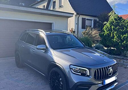 Mercedes-Benz GLB 35 AMG 4Matic Speedshift DCT 8G