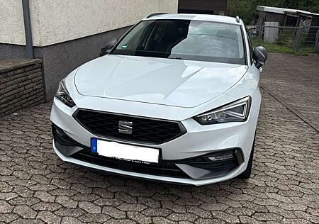 Seat Leon e-Hybrid FR Sportstourer