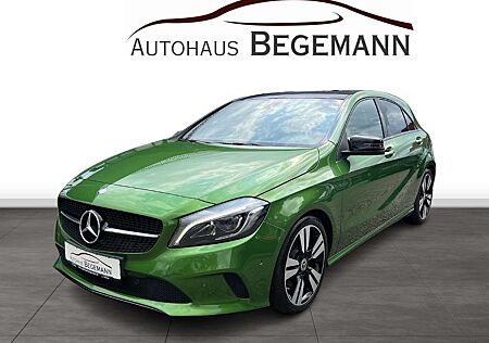 Mercedes-Benz A 220 4Matic Urban Night Panorama HK Navi LED