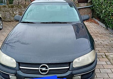 Opel Omega 2.0