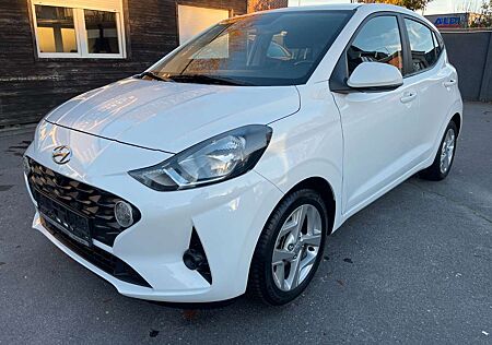 Hyundai i10 1.0 Trend 54TKM*1HD*KLIMA*SHZ*LKA*TEMP*CPLAY