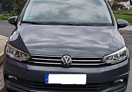 VW Touran Volkswagen 1.5 TSI Highline - Top Zustand