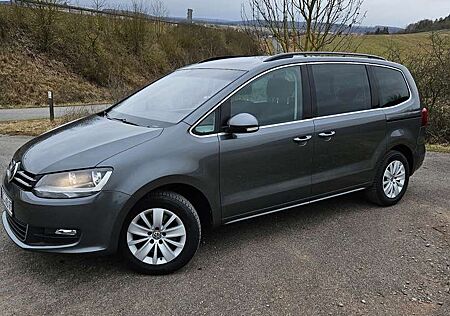 VW Sharan Volkswagen 2.0 TDI (BlueMotion Technology) Trendline
