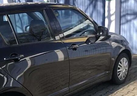 Suzuki Swift 1.3 VVT