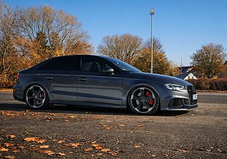 Audi RS3 Limo | Vollausstattung | Scheckheft
