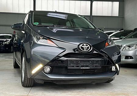 Toyota Others Aygo x-play touch Automatik