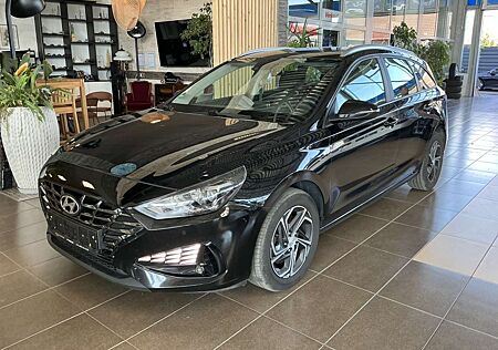 Hyundai i30 Trend SHZ R.Cam PDC Tempomat Spurassist.
