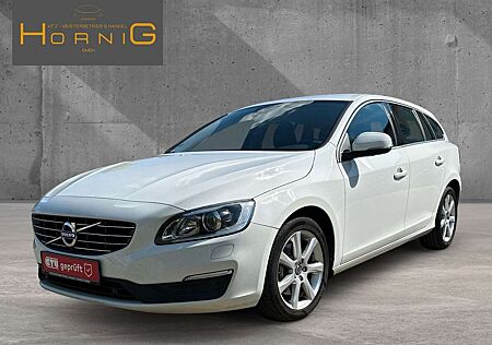 Volvo V60 D5 Kombi Momentum °Polestar ab Werk°
