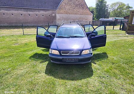 Volvo V40 S 1.8